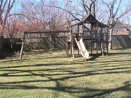 4th image of 2515 La Salle Ln