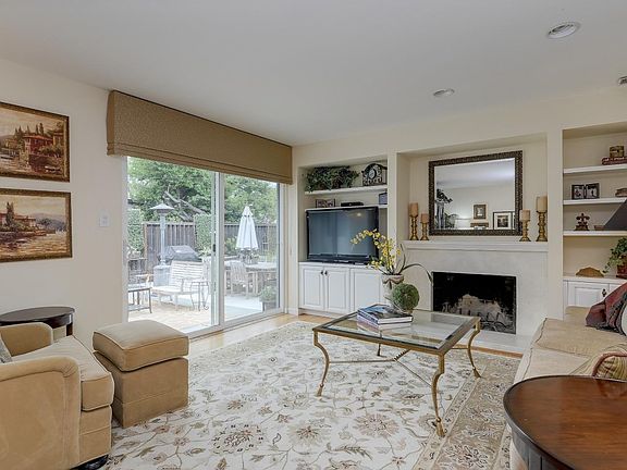 3rd image of 1401 Sprucewood Dr
