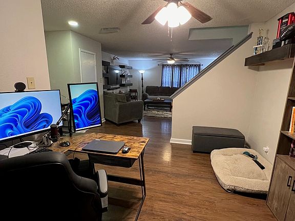 5th image of 4601 Glastonbury Way