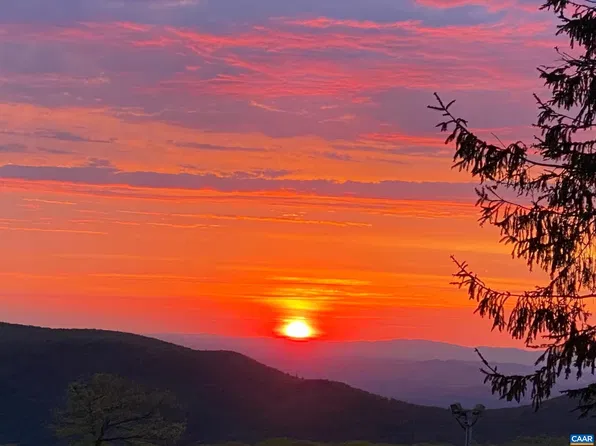 217 Timbers, Wintergreen Resort, VA 22967