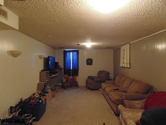 3rd image of 1401 W Overland Dr