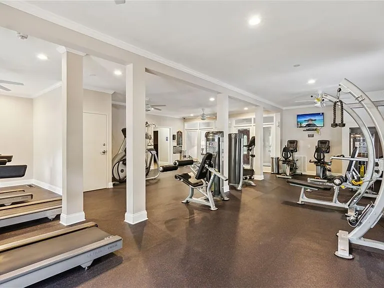 27301 Plantation Dr NE #301 — Photo 33
