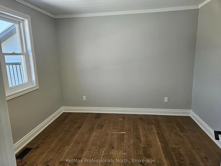 41 Rosy Beach Ct — Photo 13