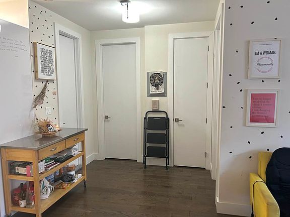 3rd image of 633 E 16th St #42