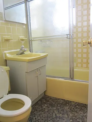 Rented by Realty 2000 Corp | media 19