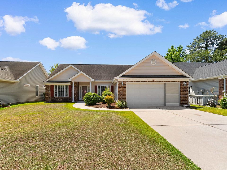 1st image of 220 Candlewood Dr.