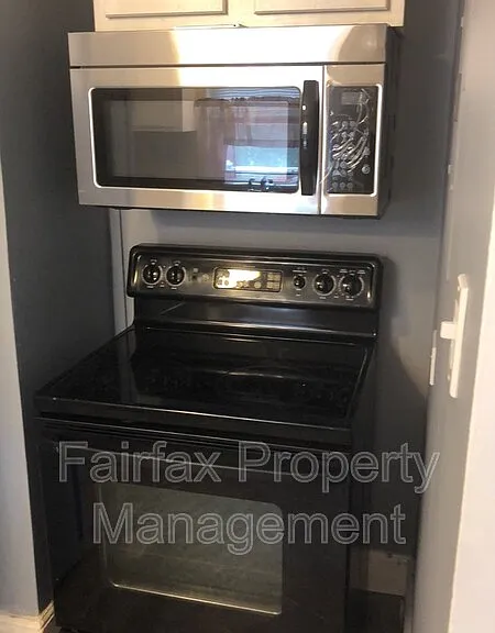 506 E Club Blvd — Photo 8