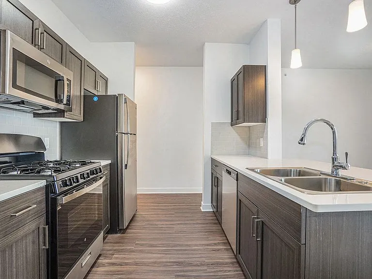 Meadowbrooke Apartment Homes — Photo 155