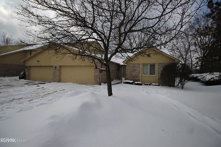 1st image of 28927 Ranchwood Dr #1