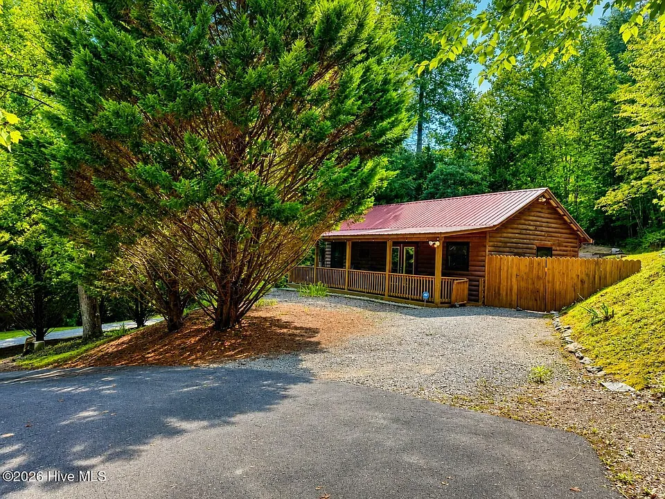 22 Mint Ln