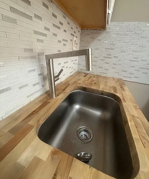 603 N Front St #A — Photo 9