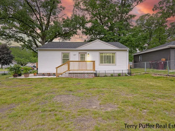 1287 S Quarterline Rd, Muskegon, MI 49442
