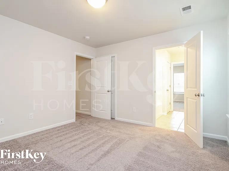625 Goldburn Way — Photo 15