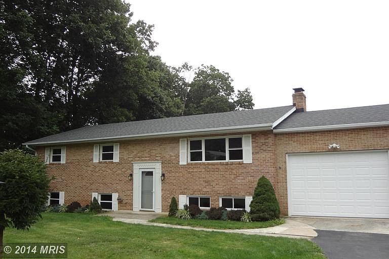 1st image of 25013 Woodfield School Rd