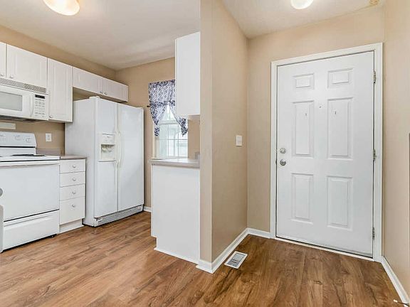 2nd image of 1034 Watkins Glen Ct #1034