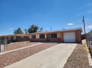 518 Gilmore Way, El Paso, TX 79907