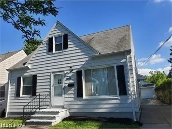 12938 Rockside Rd, Garfield Heights, OH 44125