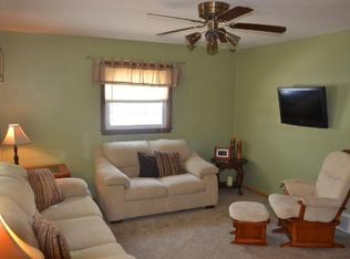6315 W Warnimont Ave, Milwaukee, WI 53220