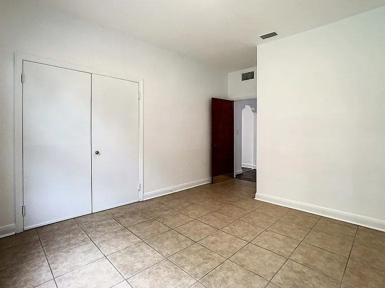 2211 Durham St — Photo 30