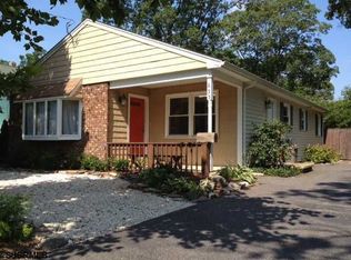 655 5th St, Somers Point, NJ 08244