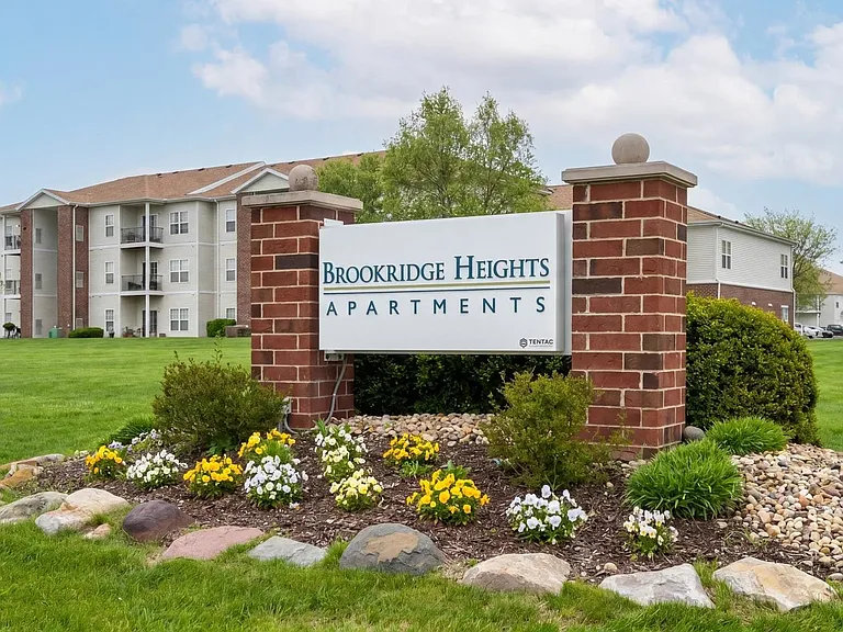 Brookridge Heights Apartments