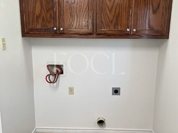 5th image of 1330 E 25th St