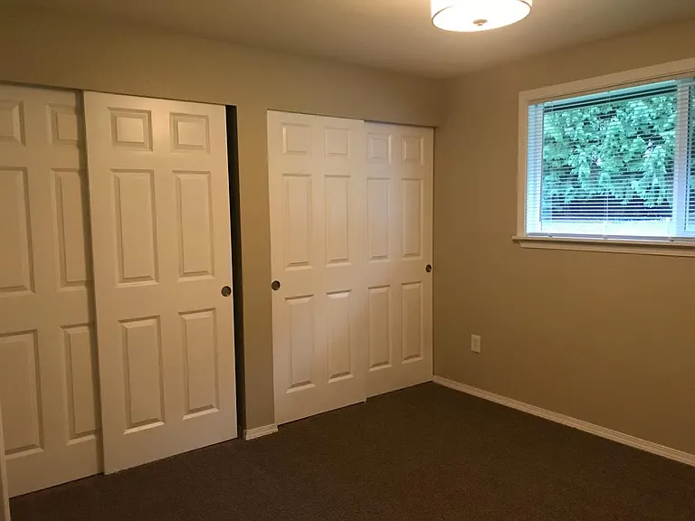7612 Henderson Blvd SE — Photo 6
