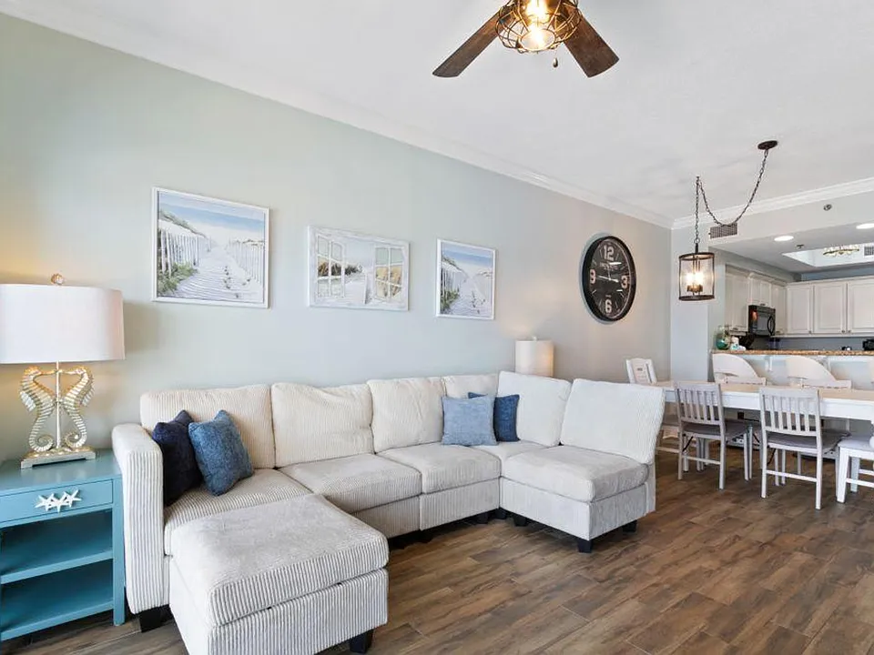 401 E Beach Blvd #ID1266187P