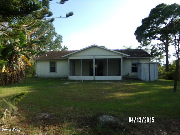 3rd image of 1421 Deming Dr SE