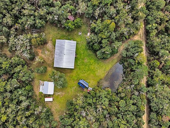 4th image of 122 Tract SW BUCK TRAIL RD