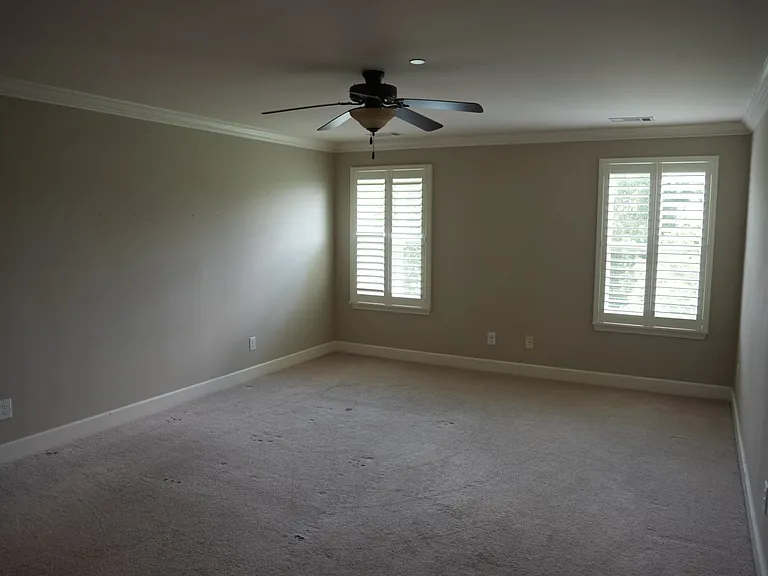 612 Nevins Pl — Photo 17