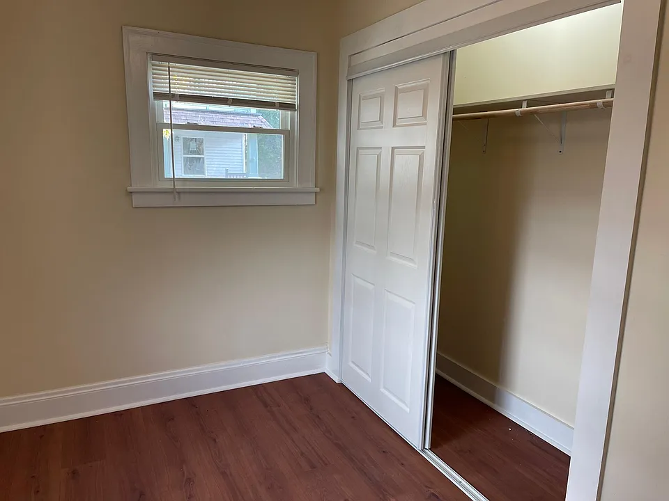 Closet 2