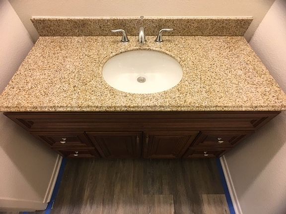 5th image of 607 Emily St APT B