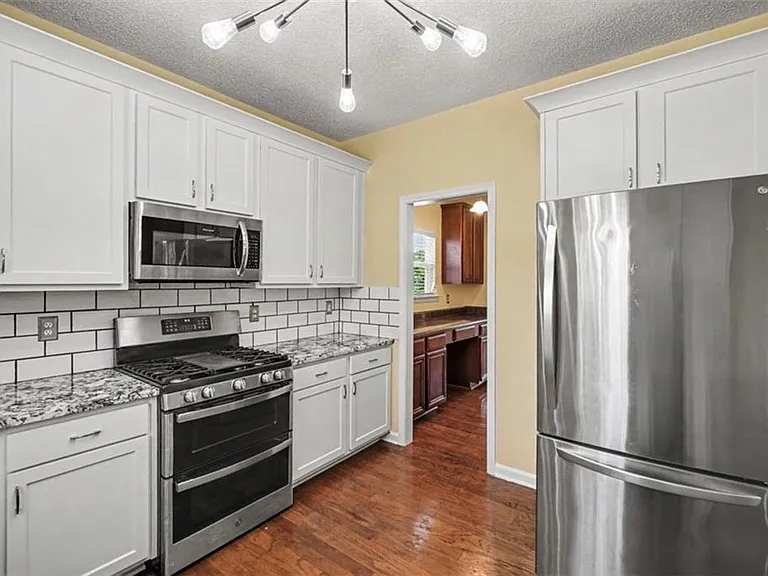 348 Darbys Run Ct — Photo 6