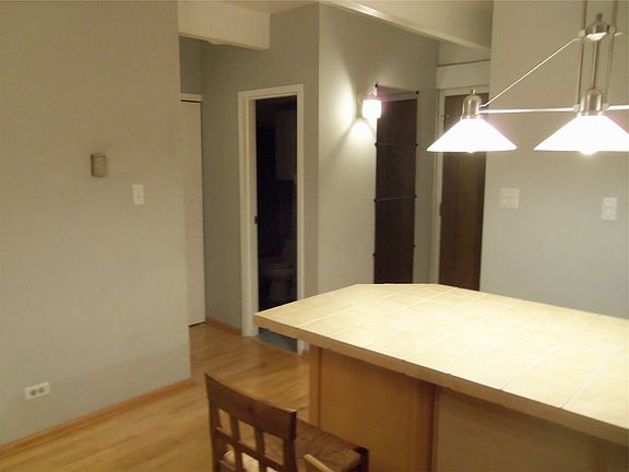 4th image of 555 E 10th Ave APT 4