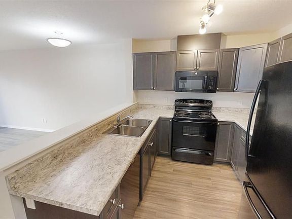 3rd image of 10521 84th Ave #109