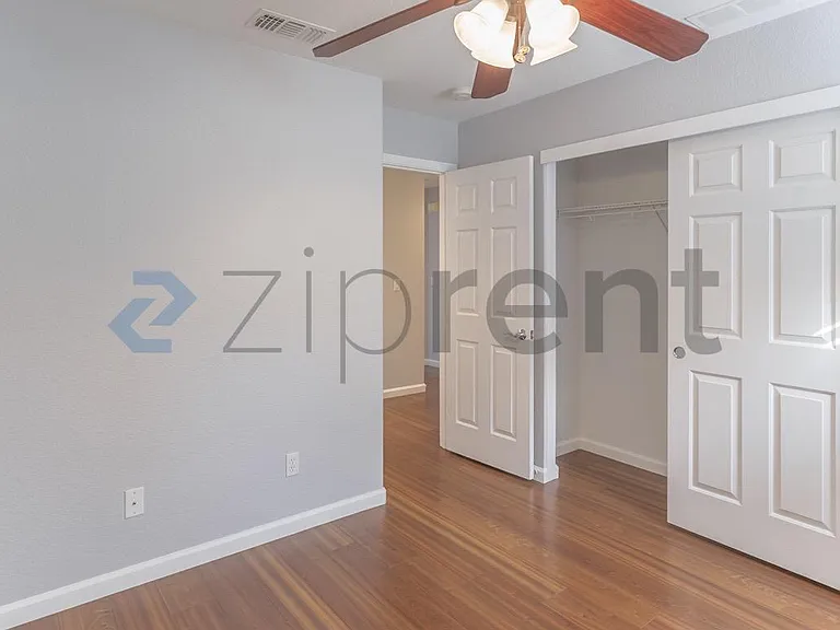 1465 Valley Glen Dr — Photo 26