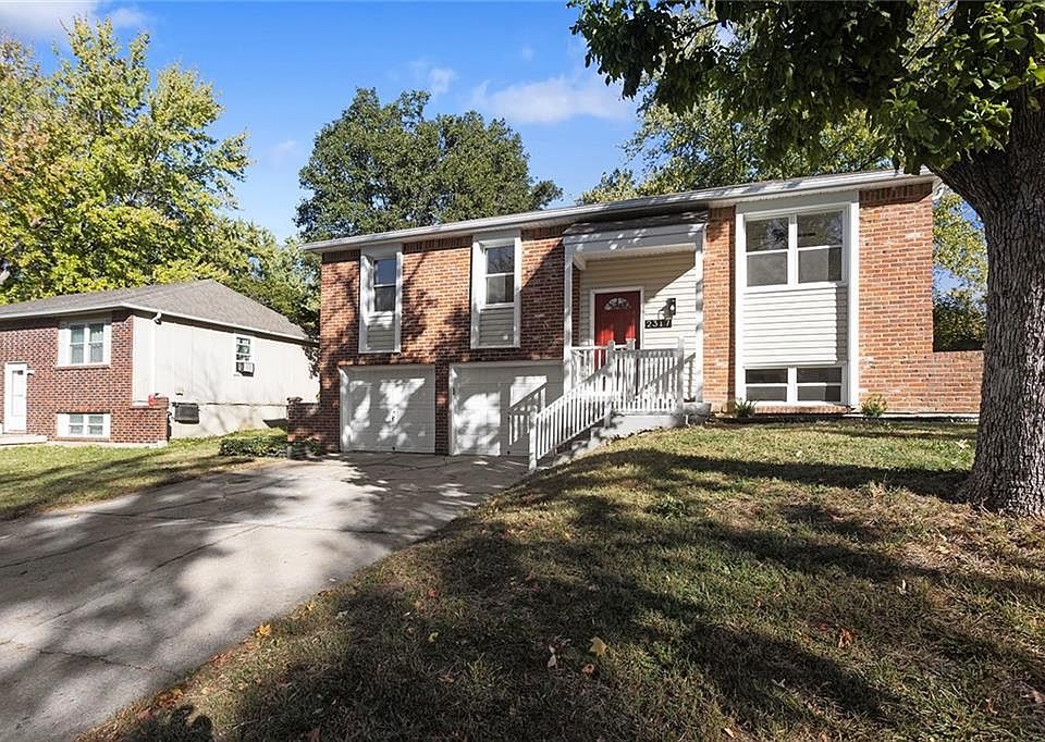 1st image of 2317 NW Kensington Ct