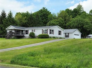 5844 Creek Rd, Oneida, NY 13421