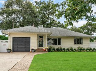 534 Starks Pl, Baldwin, NY 11510