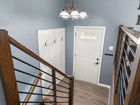 4th image of 2203 Fernhill Dr