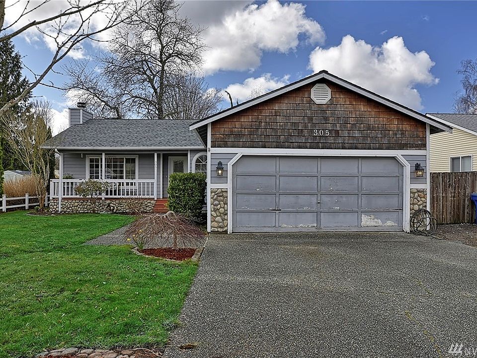 Welcome to this awesome culdesac!  This gem is tucked in the back of the culdesac and just waiting for you! The shiny new garage door is on order!
