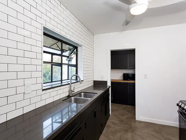 4762 E Mountain View Dr — Photo 16