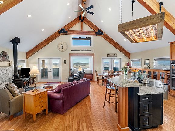 3rd image of 412 Schilling Rd