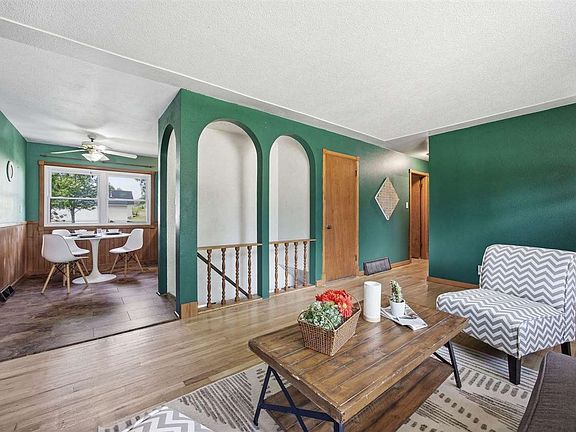 5th image of 1111 Harold Dr SE