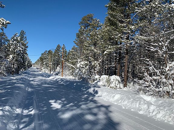 5th image of Hilltop Dr