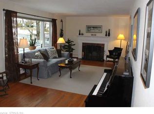 48 Meadow Farms Rd, West Hartford, CT 06107