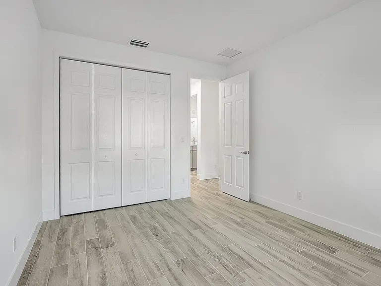 1791 SW Effland Ave — Photo 42