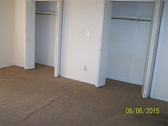 5th image of 122 Brookside Ln