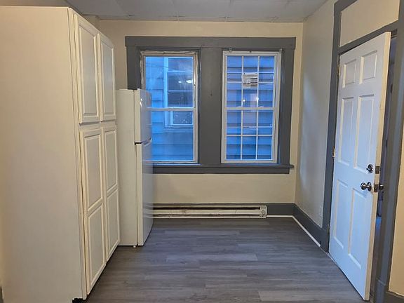 5th image of 617 Glenwood Ave APT B